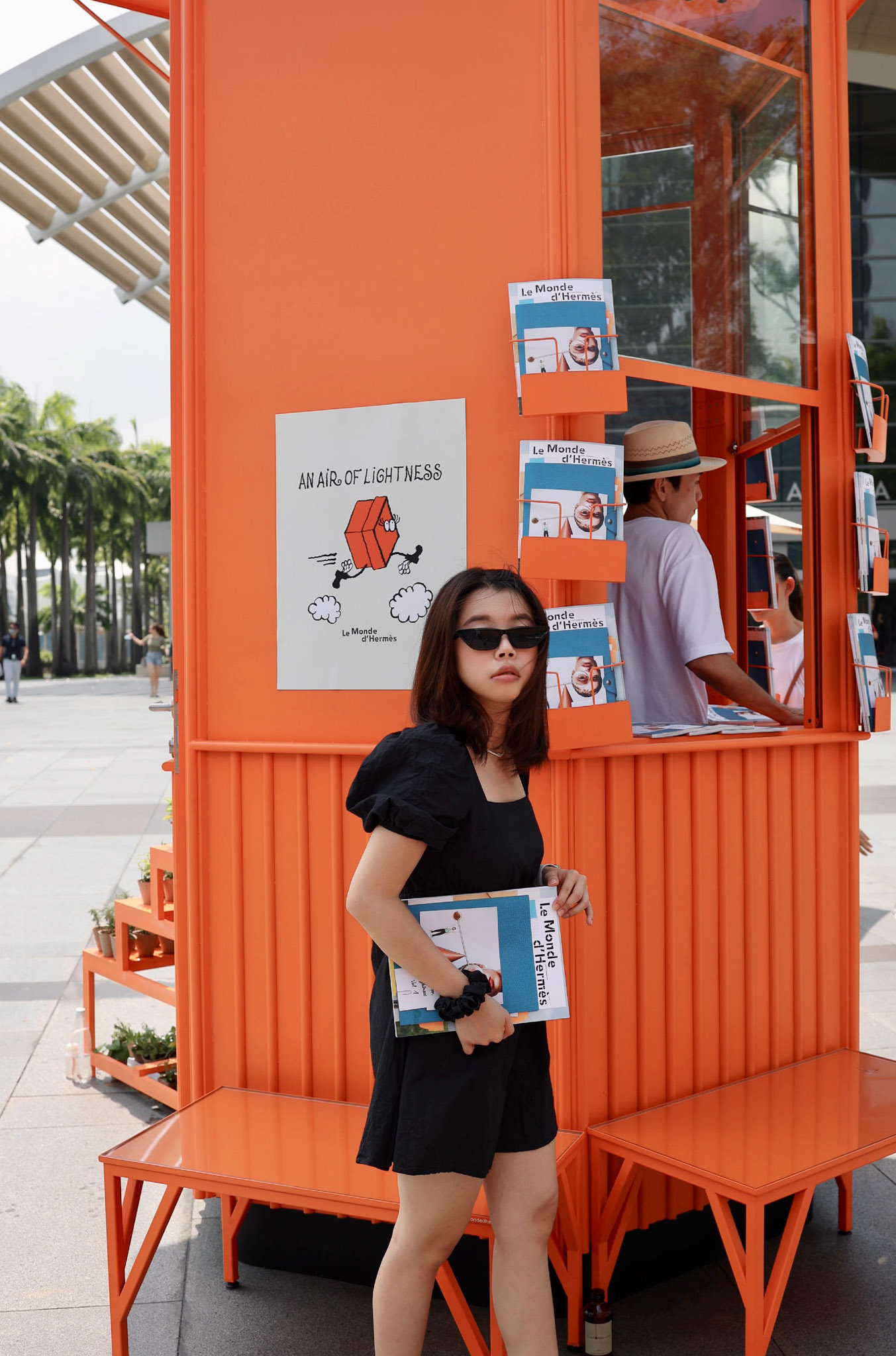 Monde D'Hermes Kiosk Pop-Up – LePlainCanvas